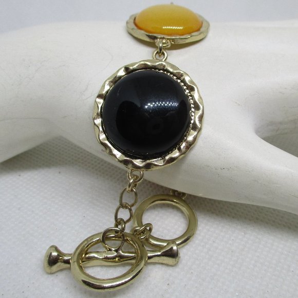 Sparkle Lucite Cabochon Bracelet - Picture 4 of 10